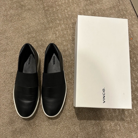 VINCE Corbin Black Leather Sneakers - Picture 3 of 9